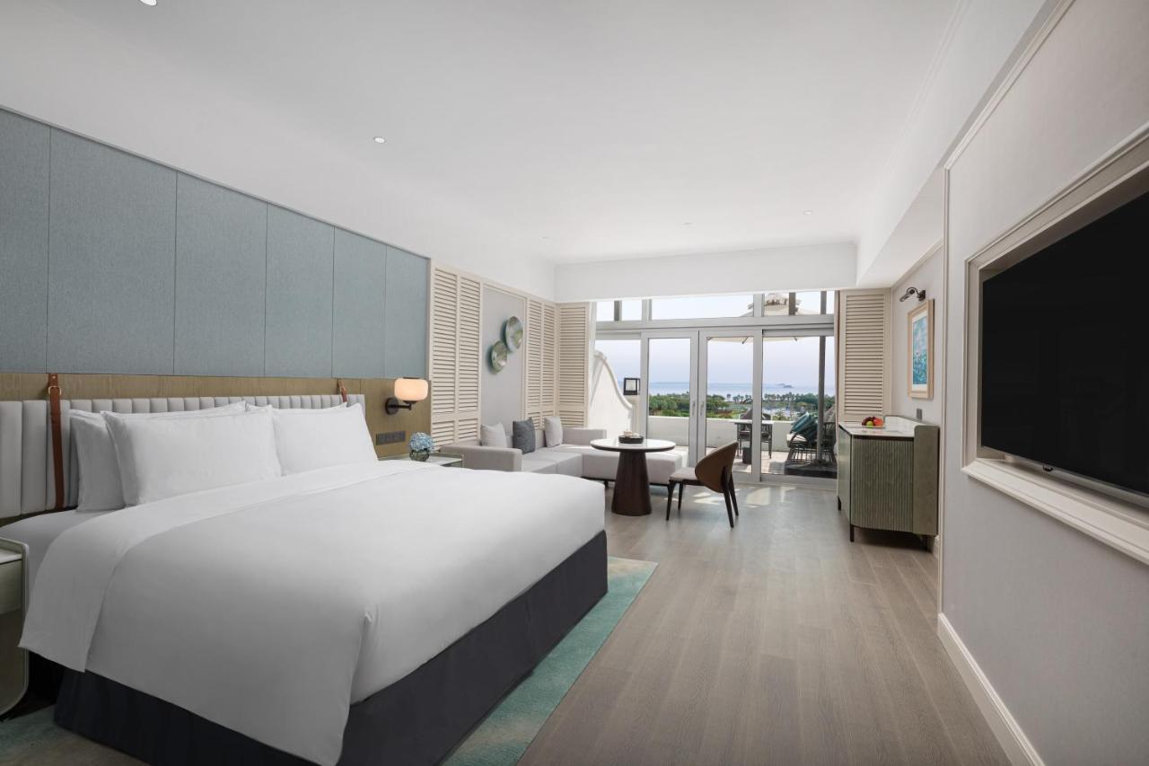 Xiamen International Seaside Hotel -Hotel Corridor Leads To The Stone Exhibition Hall Ngoại thất bức ảnh