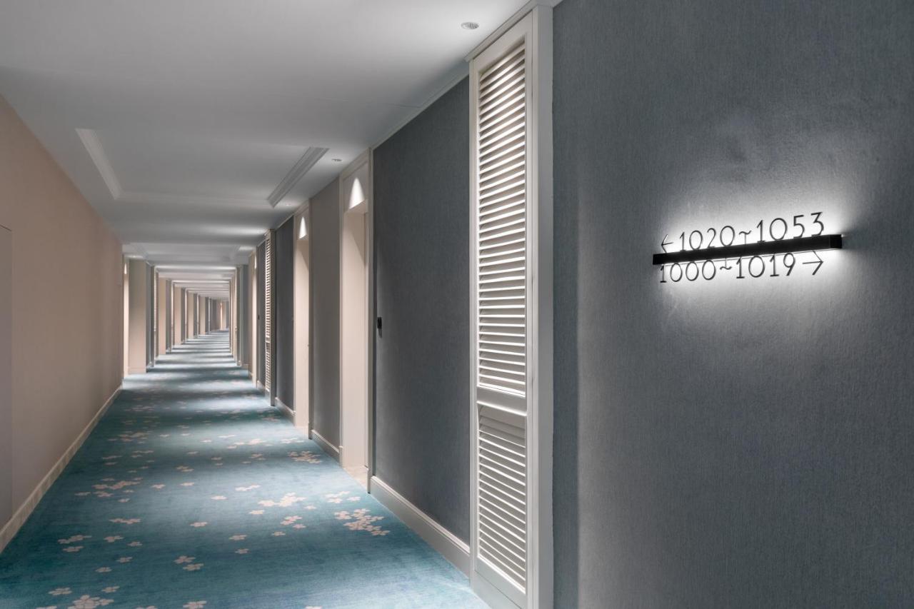 Xiamen International Seaside Hotel -Hotel Corridor Leads To The Stone Exhibition Hall Ngoại thất bức ảnh